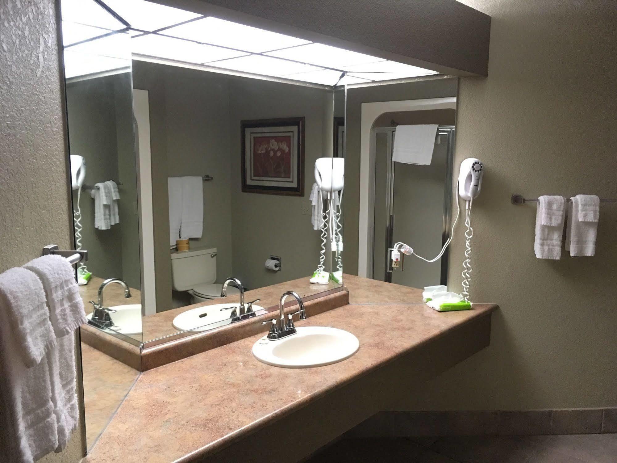 Apple Tree Inn Independence Экстерьер фото
